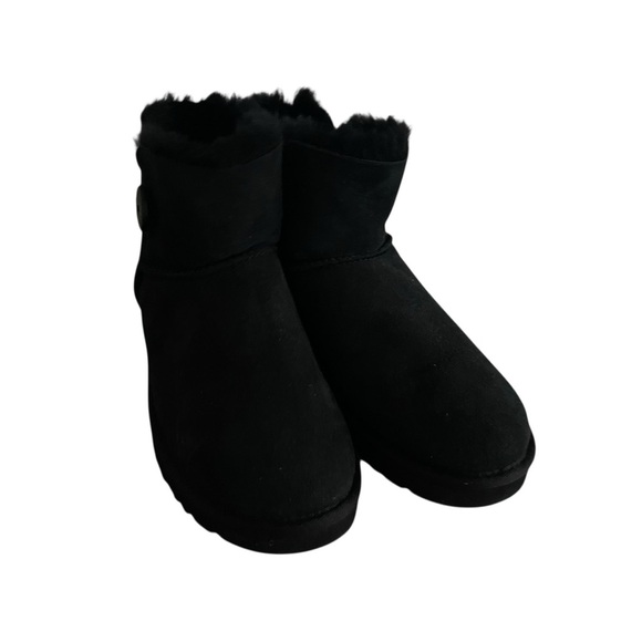 NWT UGG Bailey Button II Black Winter Boots with Plush Lining Women 10 - Picture 4 of 10